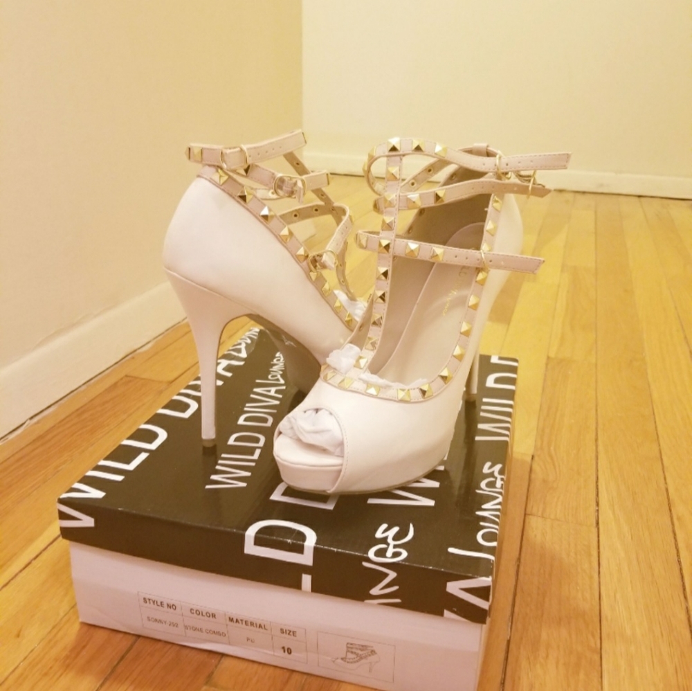 CREAM STUDDED HIGH HEELS!--ALSO AVAILABLE IN BLACK